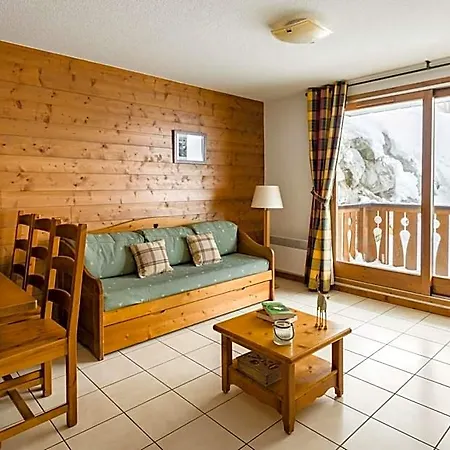 Lagrange L'arollaie 4*